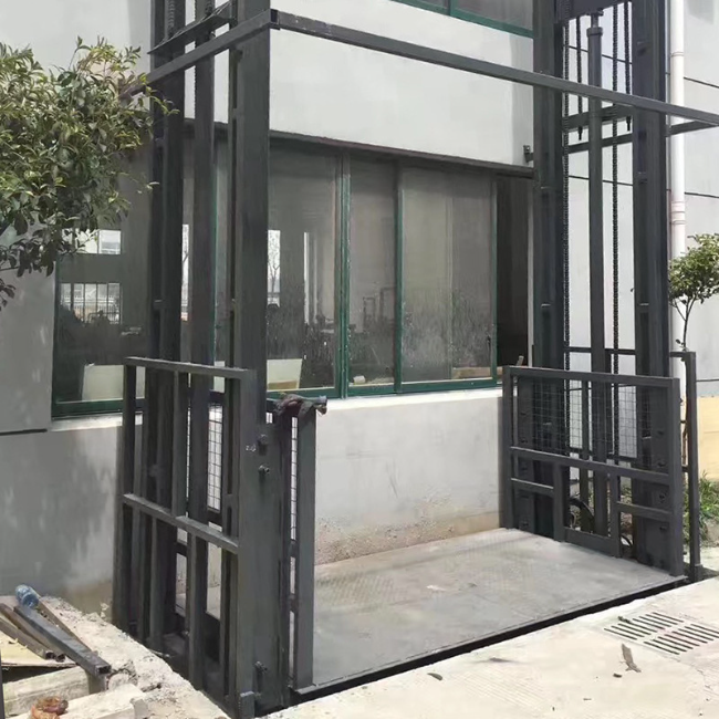 吉木萨尔5吨室外升降货梯